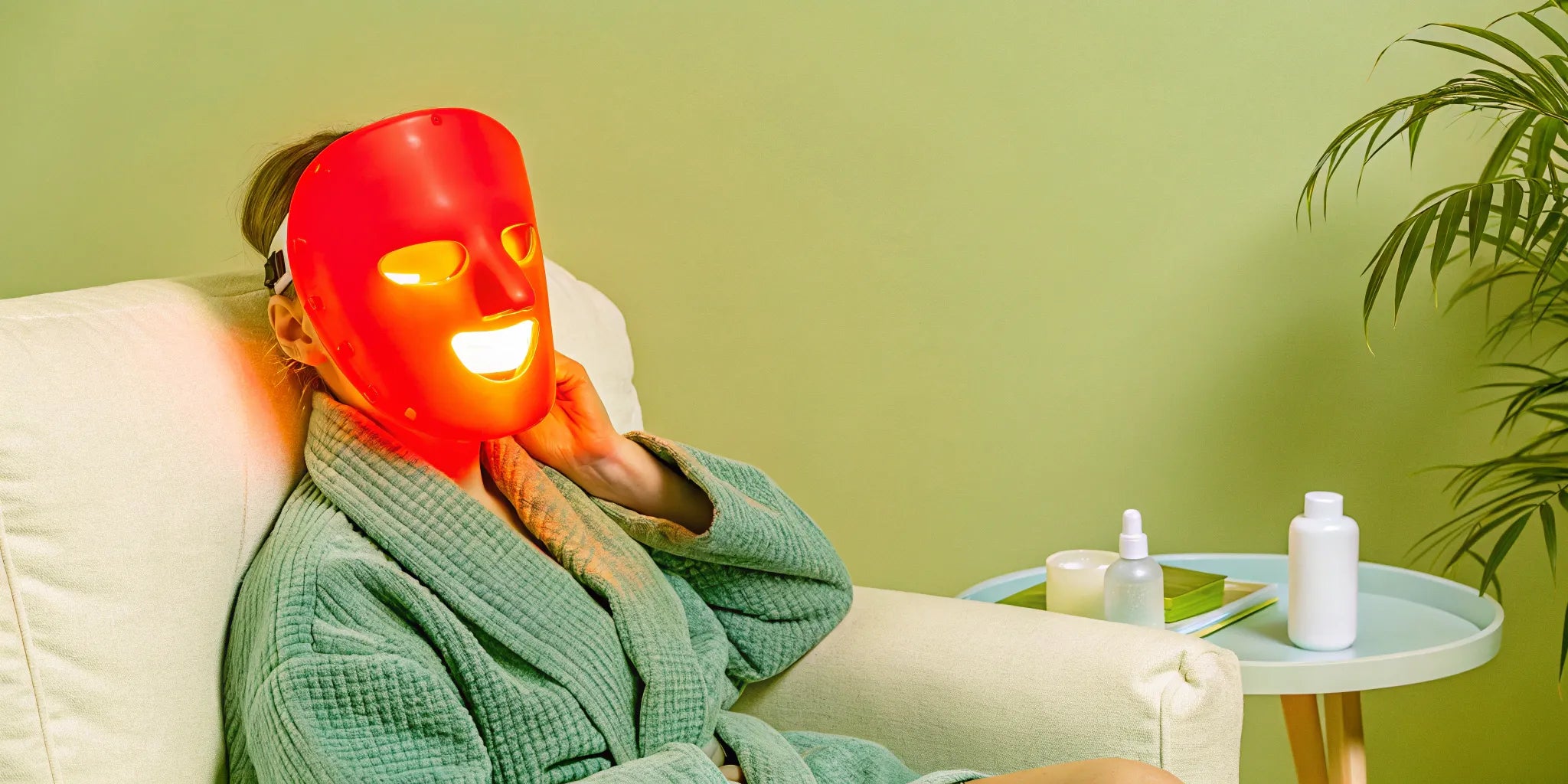 Best dermatologist-recommended LED face mask for acne, wrinkles, and skin rejuvenation.