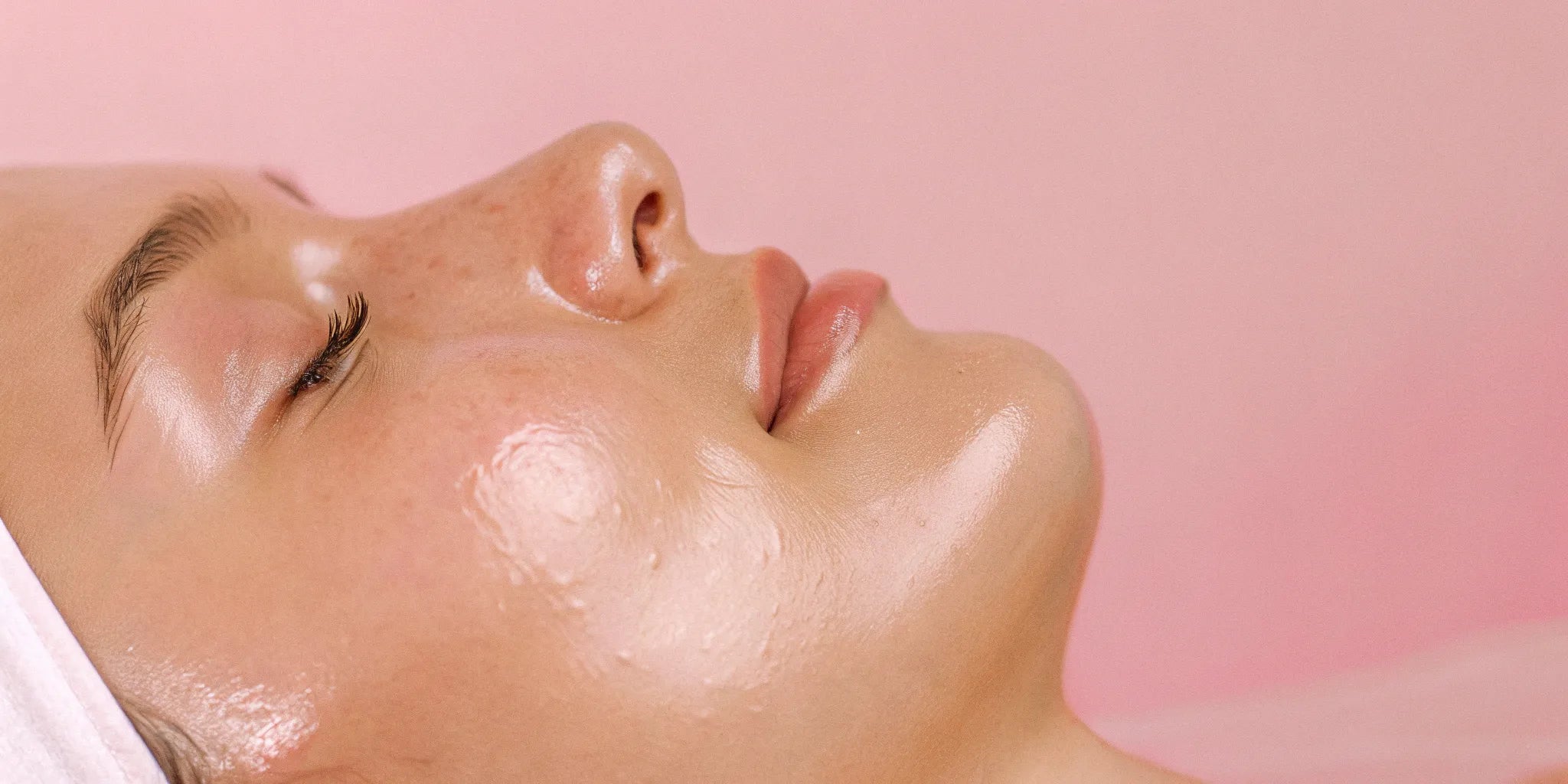 Red light therapy device for wrinkle reduction.